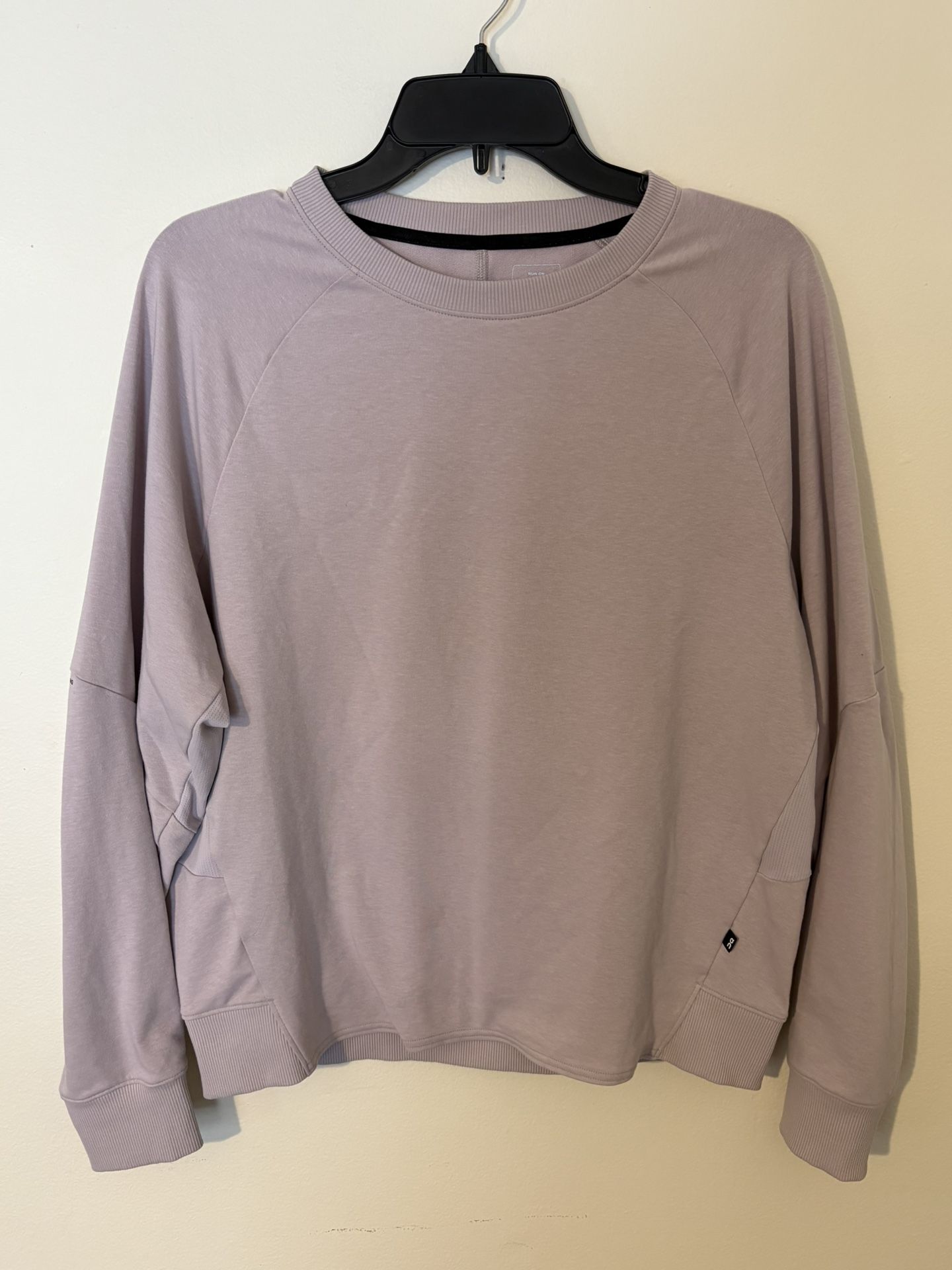 Run On Clouds Movement Crew Sweater Size Women’s Small 