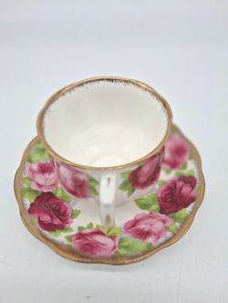 Royal Albert England Old English Roses Porcelain Tea Cup And Saucer Gold