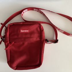 Supreme Shoulder Bag Red (SS2018)