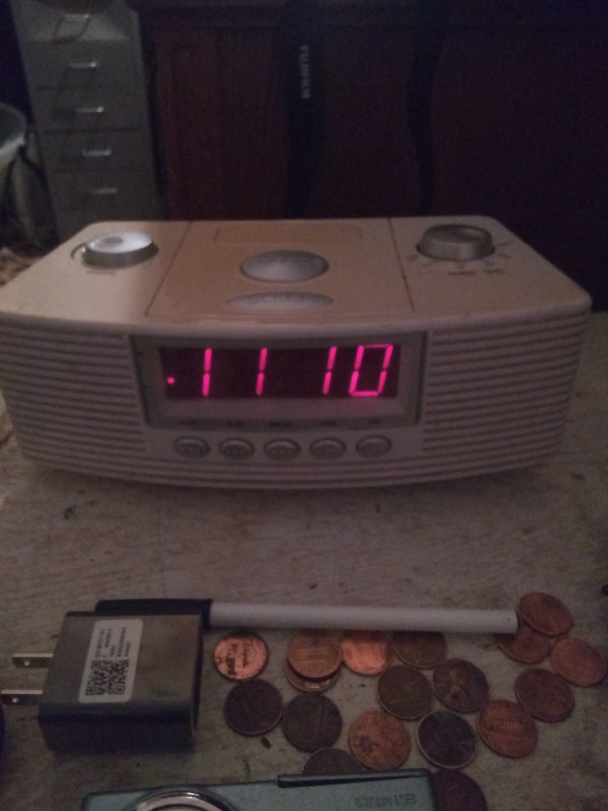 Clock radio