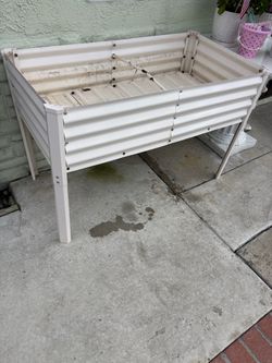 Used raised garden Plant metal bed