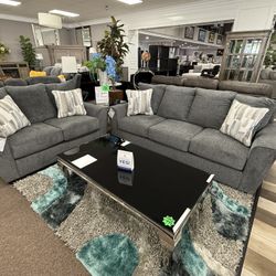 2 Pc Sofa And Loveseat 