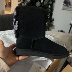 Uggs Size 4