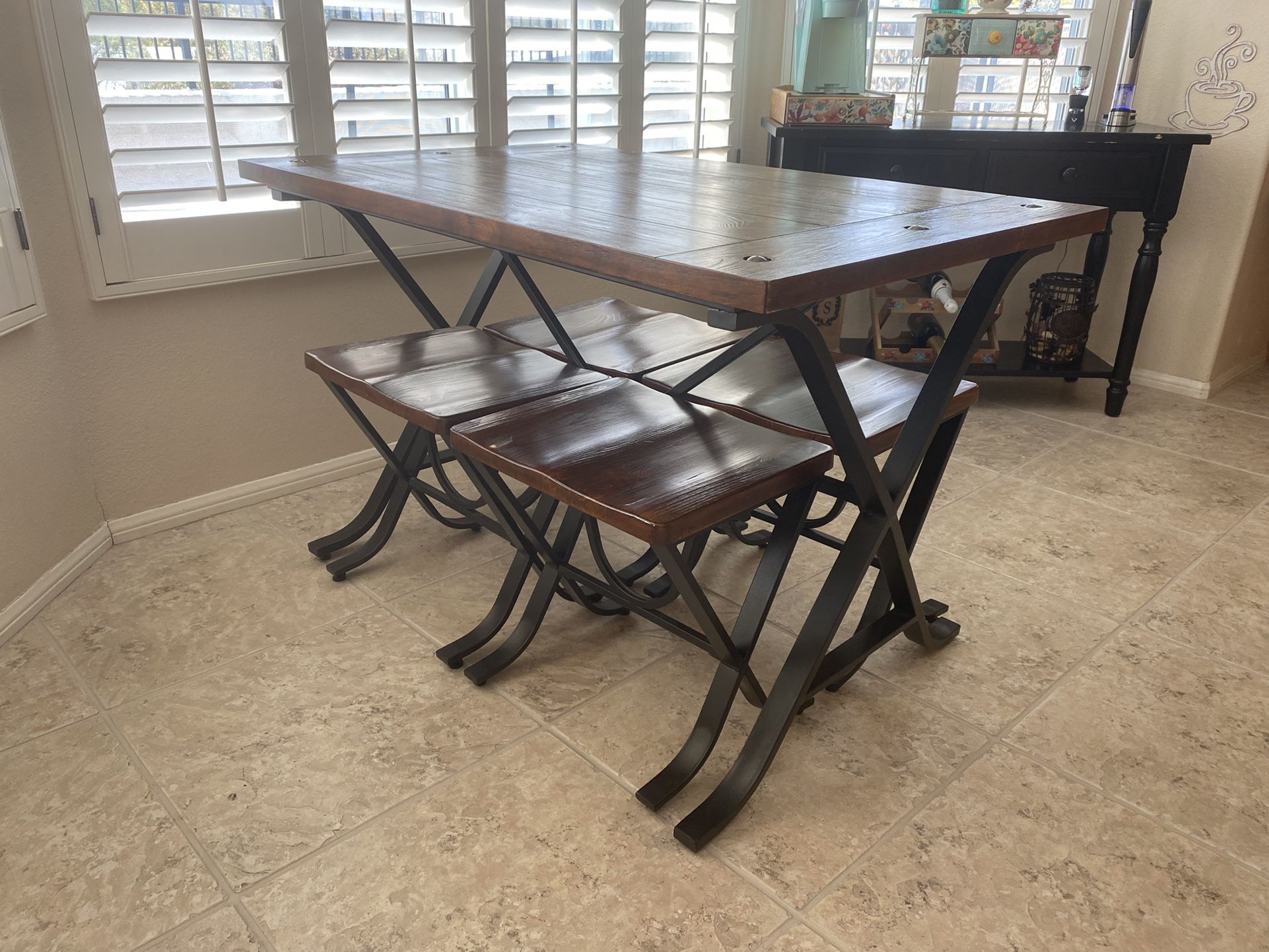 Kitchen Dinette Table