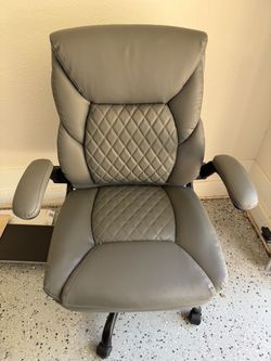 Like New! Grey office chair
