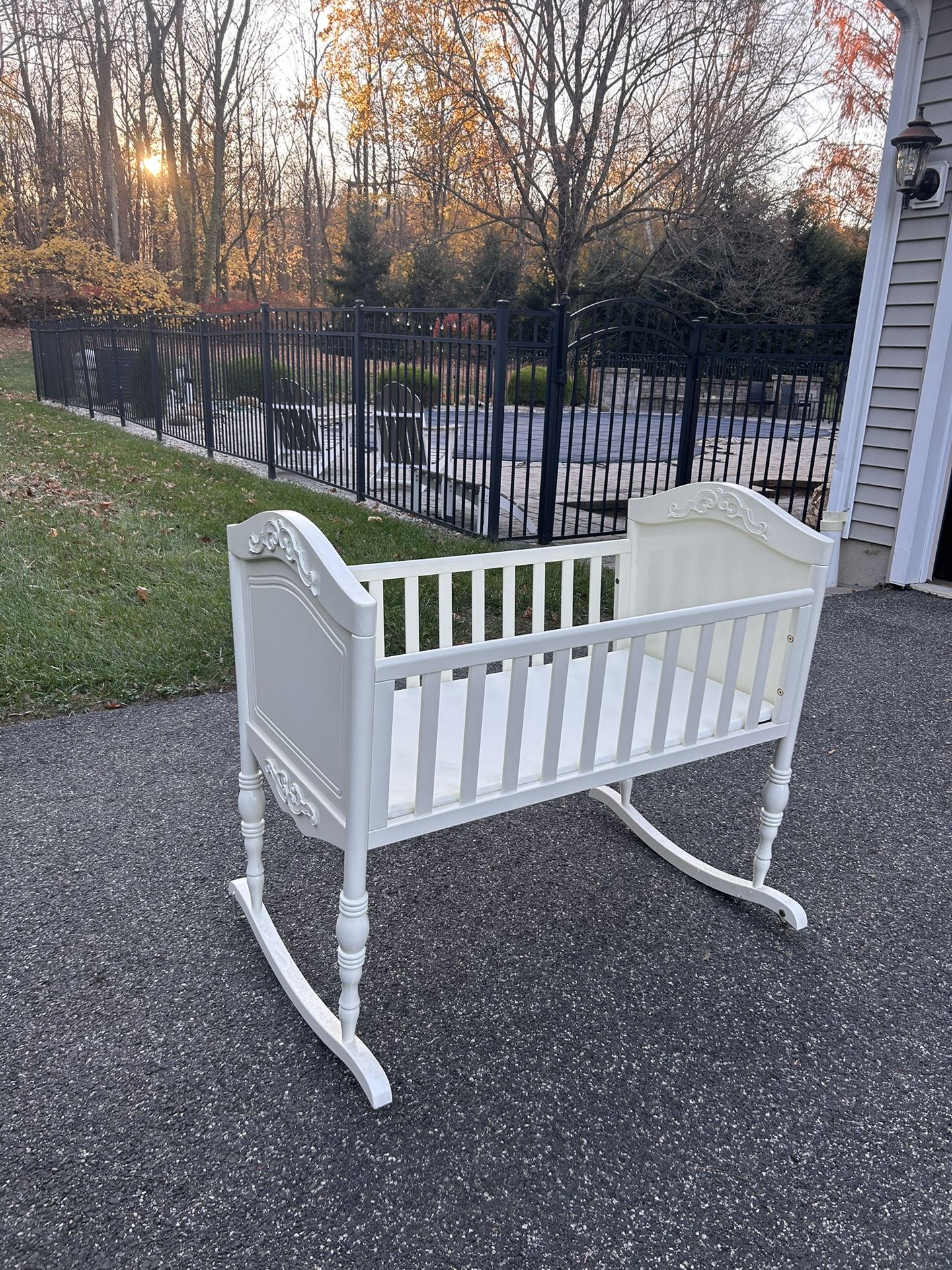 White Wooden Vintage Cradle