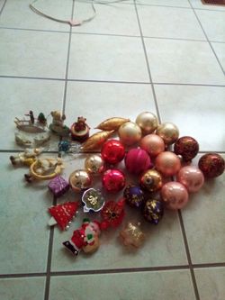 Christmas Ornaments Assorted 33 Pieces All For Only $10