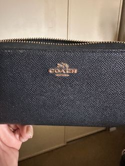 Coach C3411
