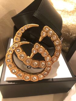 Women’s Gucci belt with BIG GG pearl buckle
