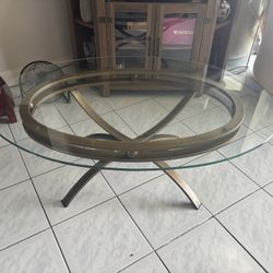 CENTER COFFEE TABLE GLASS 