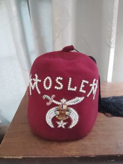 Shriners Jeweled Fez Really Cool Vintage Piece Pops And Shines In Person