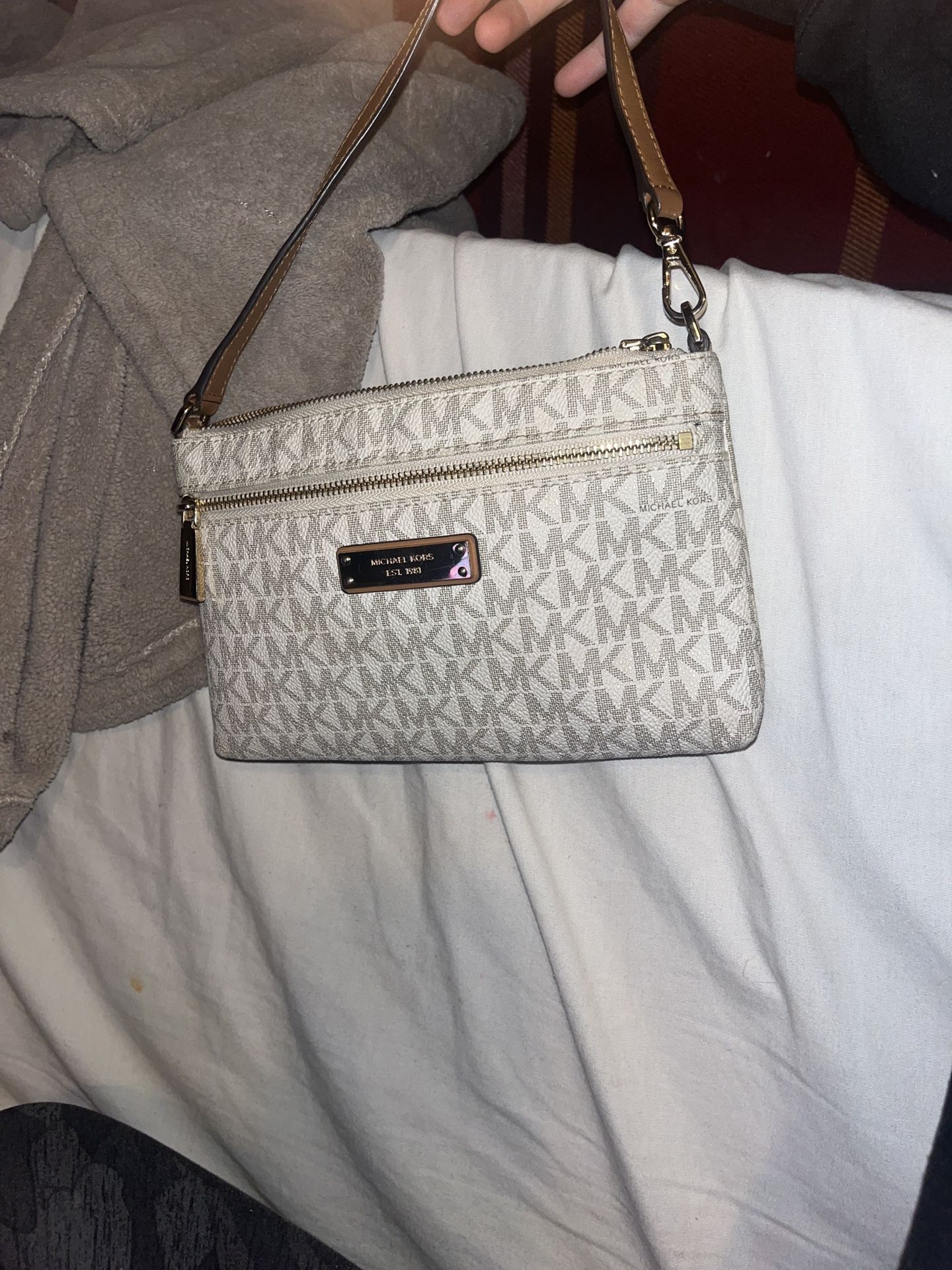 Micheal Kors Wristlet