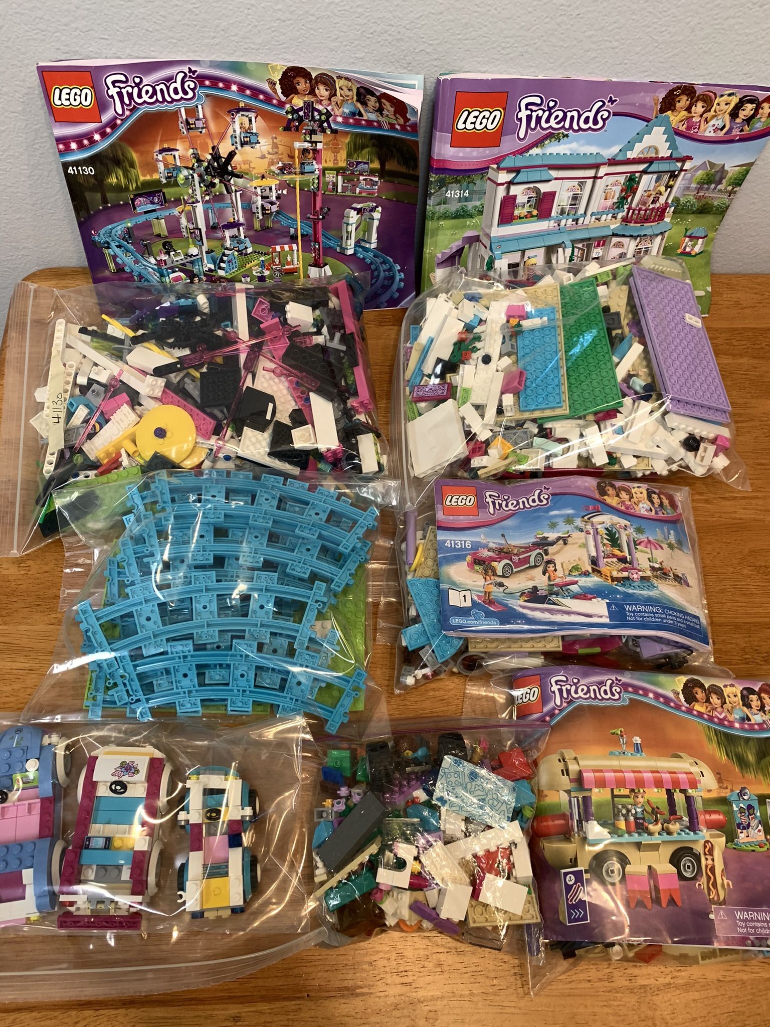 Lego Friends   Ferris Wheel, Stephanies House & More! Price Is Firm 