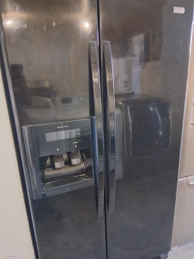 Black Kenmore Elite Side By Side Fridge Works Great No Issues