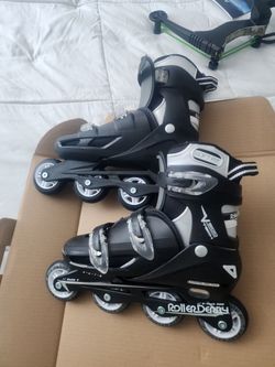 Roller Derby V-Tech 500 Rollerblades-Like New!