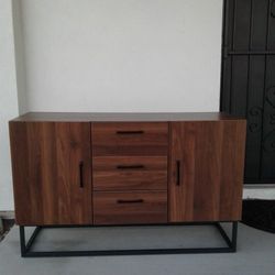 Entertainment center TV Stand Console Table  47 W X 16 D X 30 H Inches 
