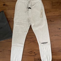 Fear of God Essentials Light Oatmeal Sweatpants SS22 Men's Size