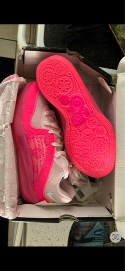 Nike KD aunt Pearl
