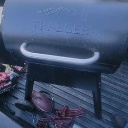 🔥 Traeger Pellet Grill/Smoker – Gently Used – Great Condition! 🔥 Can Deliver 