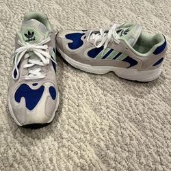 Adidas Men’s Torsion Sneakers, Sz 11