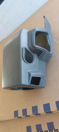86-93 nissan d21 harbody steering column cover