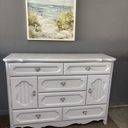 Light gray dresser 56”40”