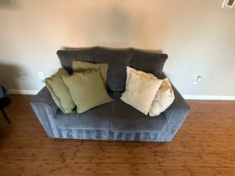 Couch set