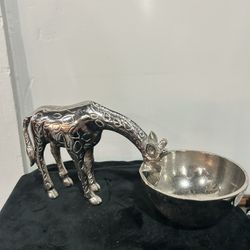Beautiful Aluminum Giraffe Bowl