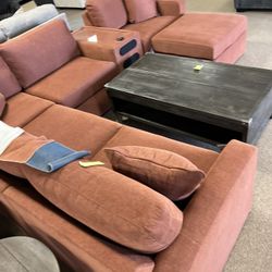 Stylish Modular Sectional! 