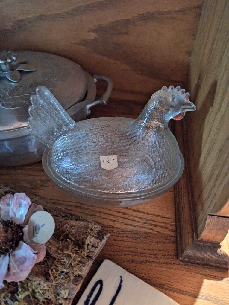 Glass Hen Dish