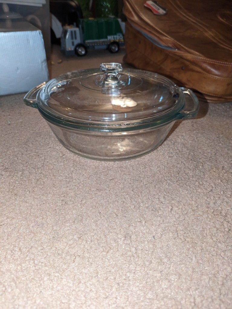 Anchor 2 Qt Glass Casserole Dish With Lid