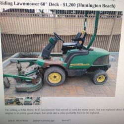 John Deere Riding Lawn Mower