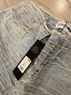Fashion nova woman jeans