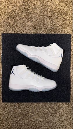 Jordan 11 Legend Blue 2024 Size 9.5