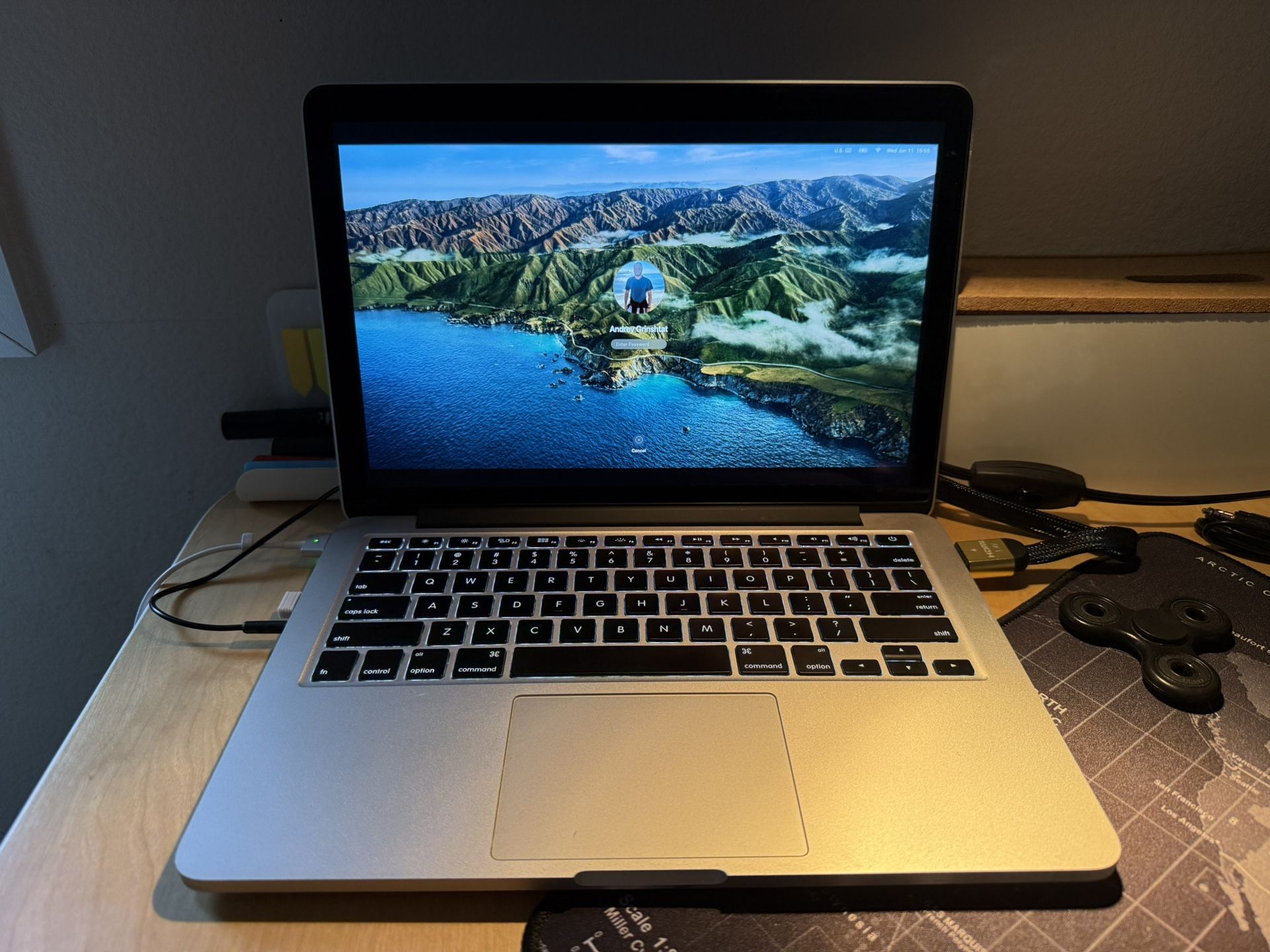 2015 Apple MacBook Pro Retina 13-inch