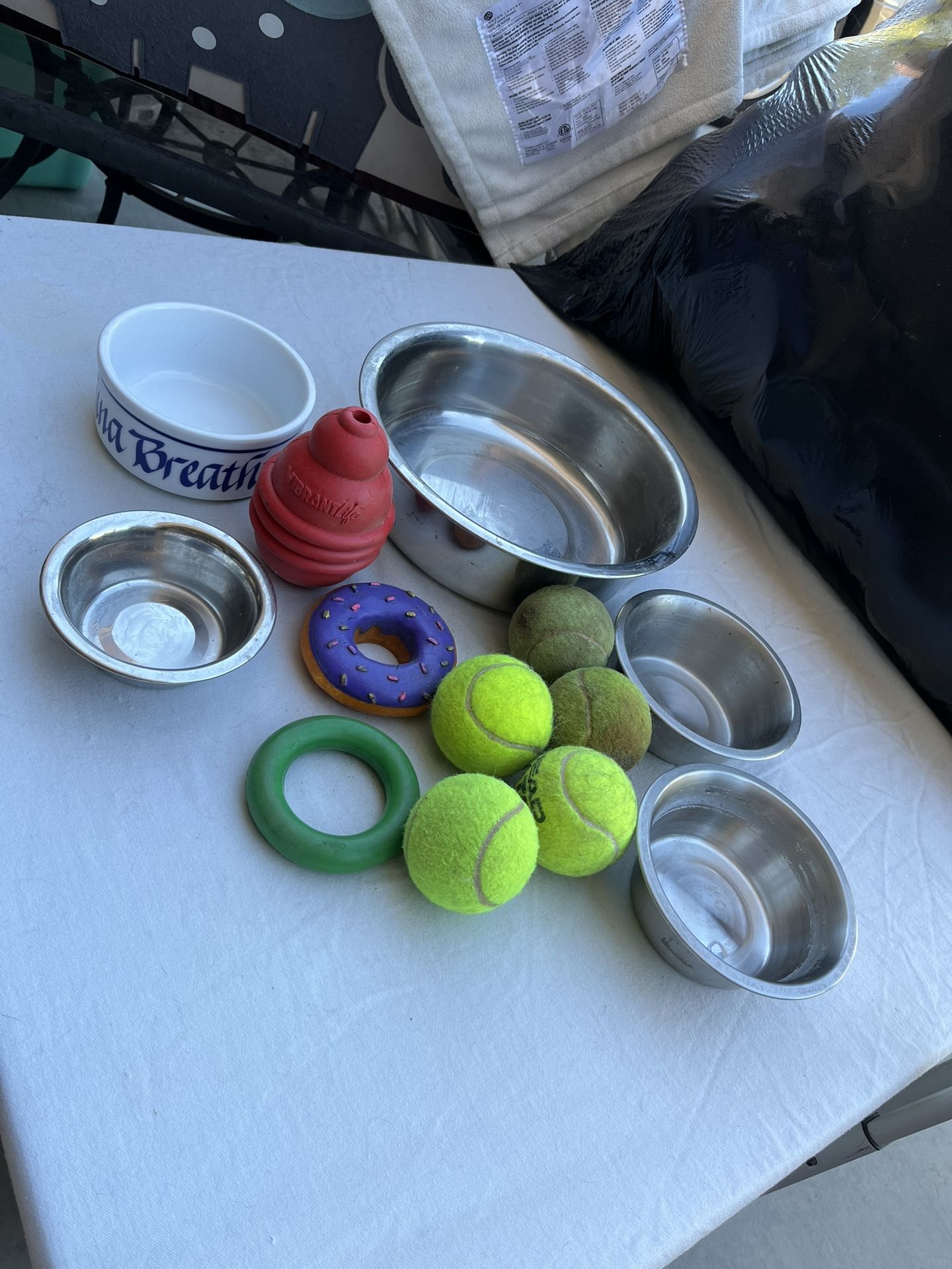 Pet Feeding Bowls And More $5 For Everything 