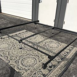 New KING Size Heavy Duty Metal Bed Frame 