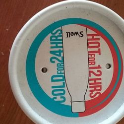 Swell Insulated Stainless Steel 9 oz Water Bottle new in package