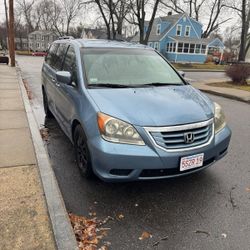 2010 HONDA ODYSSEY..RUNS GREAT $6,000