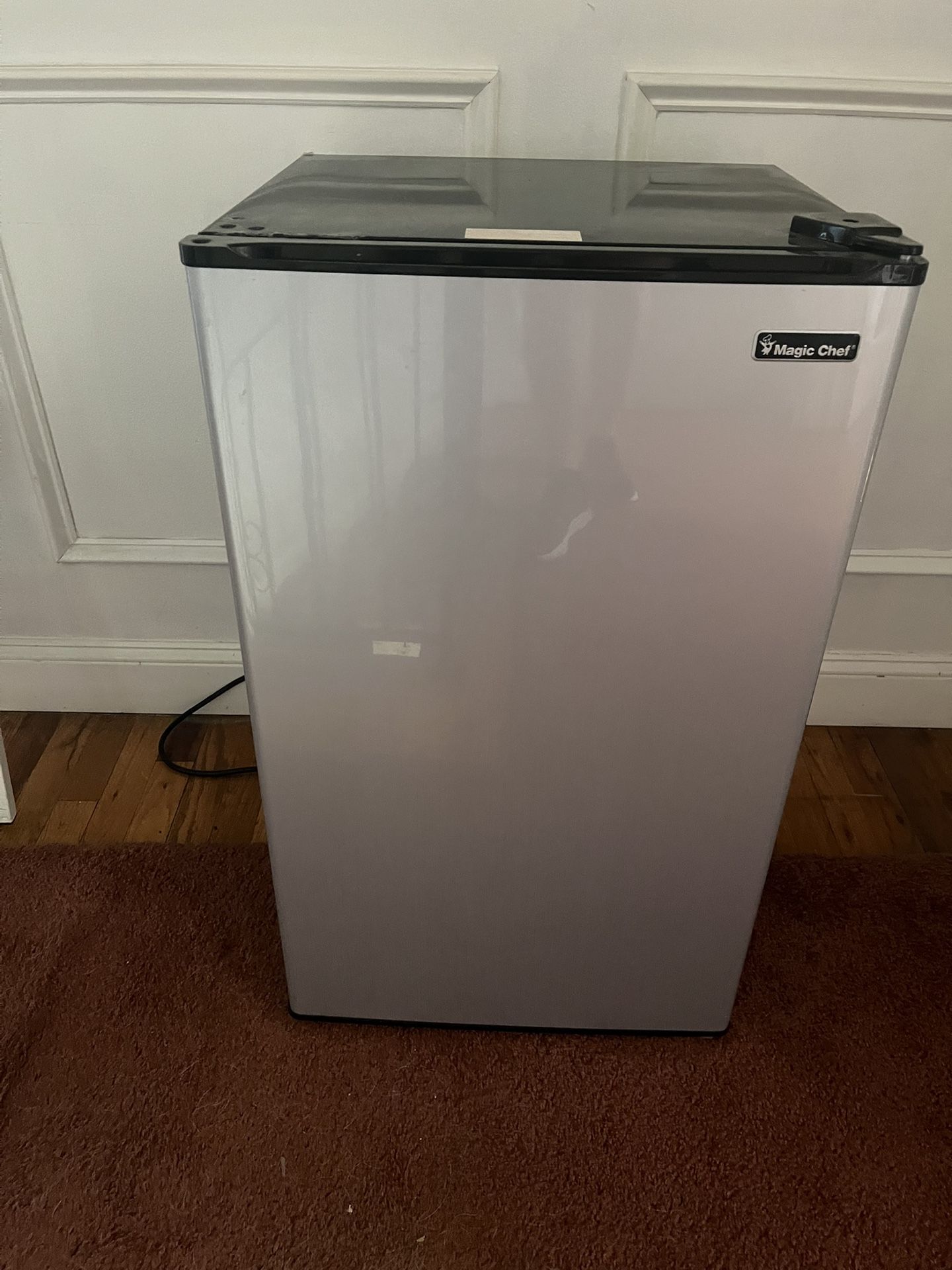Magic Chef Refrigerator