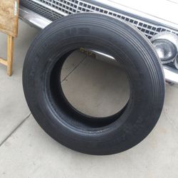 245/70 R19.5 Tire