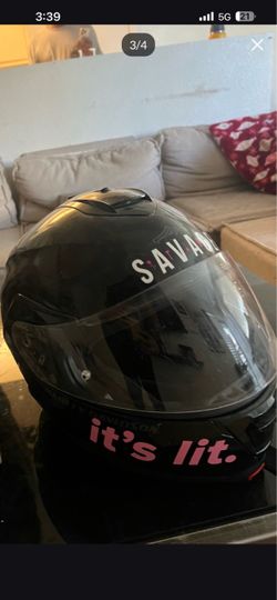 Motorcycle helmet
