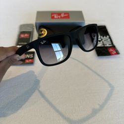 New RayBan Justin Gray Gradient Sunglasses