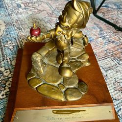 Disney’s Pinocchio Solid Bronze And Wood Cast Member 35 Year Award