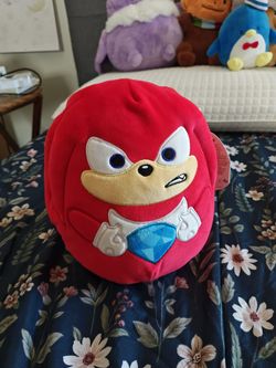 Knuckles the Echidna Squishmallow
