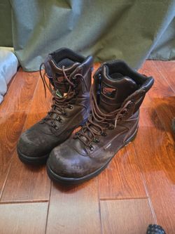 Used red wings 10.5 E2