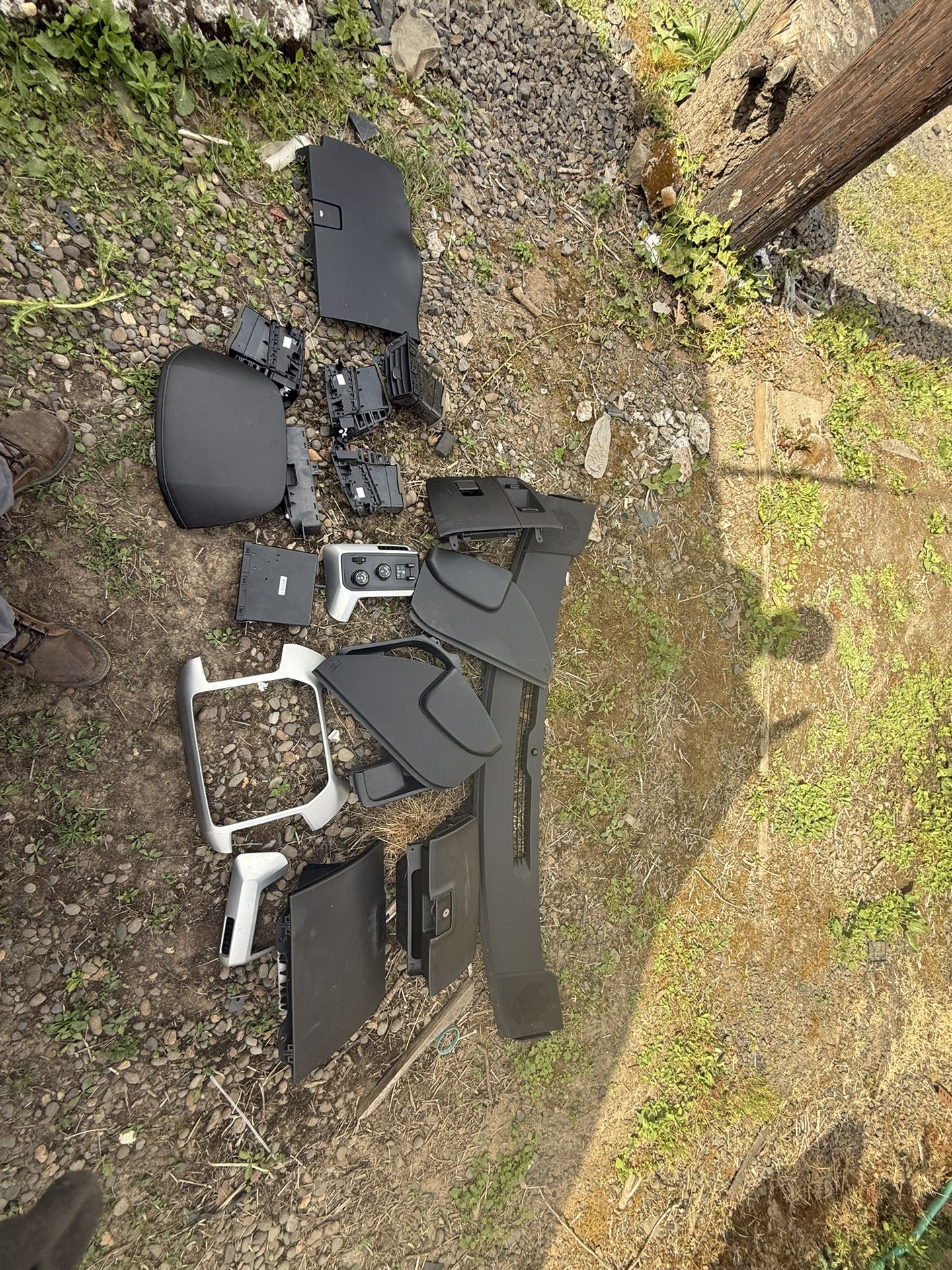 2014-2018 GMC Sierra/silverado Dash Plastics 