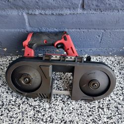 BANDSAW MILWAUKEE M12 FUEL TOOL ONLY 
