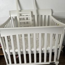 3 In 1 Mini Crib