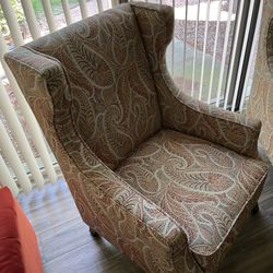 Accent chairs